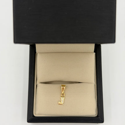 Dije letra J silueta casting circones blancos Oro amarillo 18k +1 / 0,44 Gr / 5 mm / 1 Cm