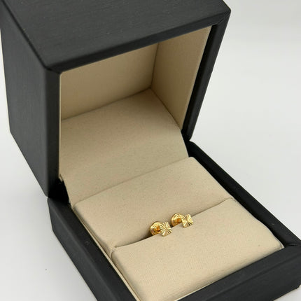 Topos cuadrado diamantado Oro amarillo 18k 0,50 Gr / 4 mm