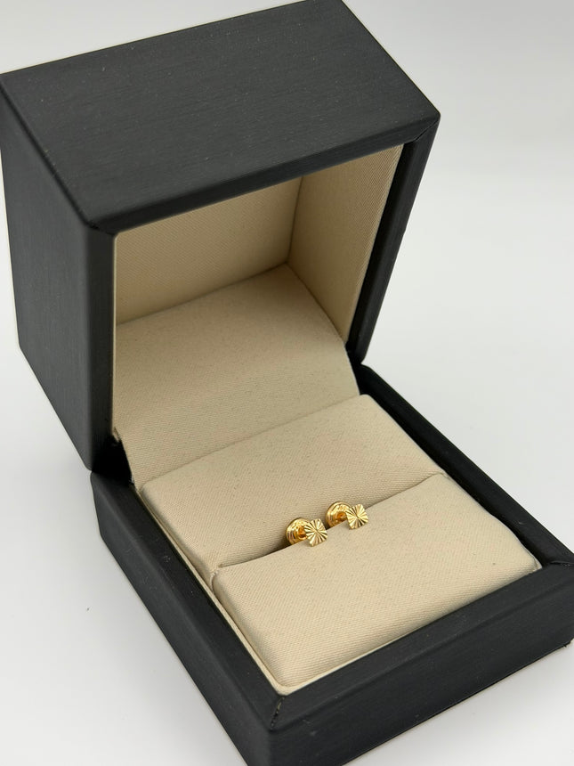 Topos cuadrado diamantado Oro amarillo 18k 0,50 Gr / 4 mm