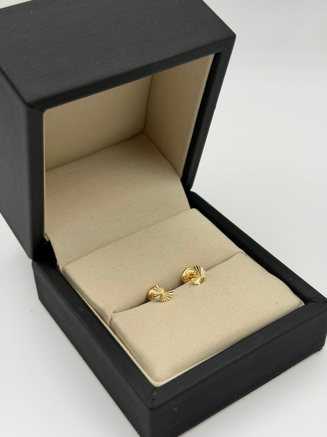 Topos luna diamantada Oro amarillo 18k 0,53 Gr / 5,5 mm