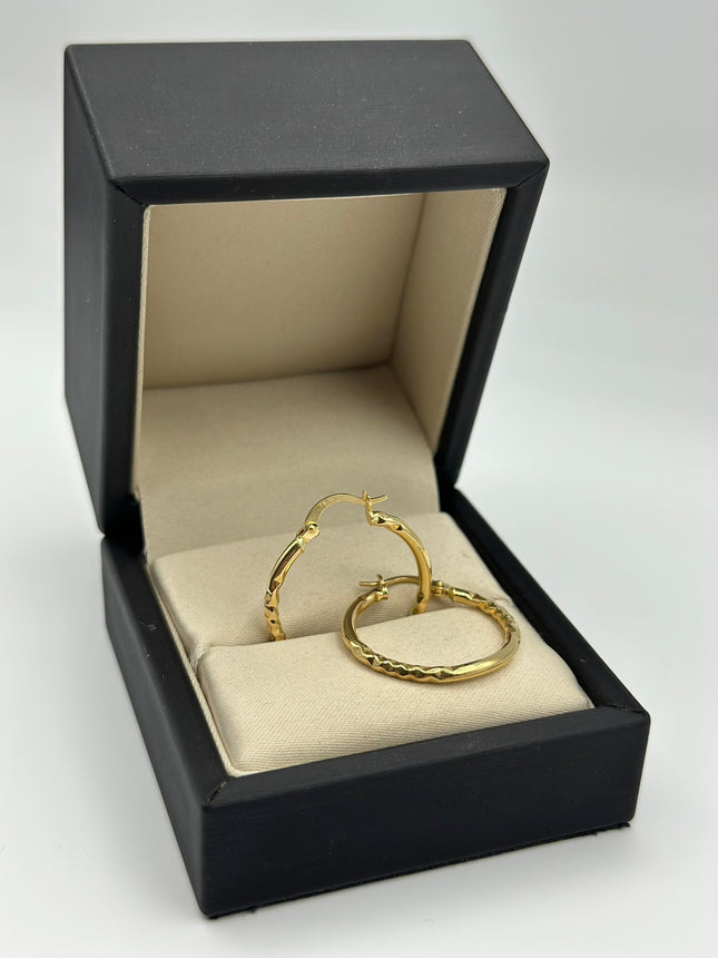 Candonga tallada lisa Oro amarillo 18k 1,88 Gr / 2,5 Cm