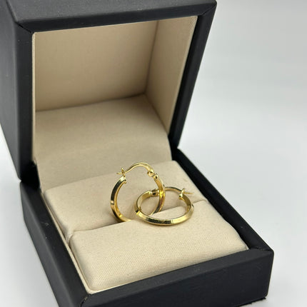 Candonga lisa Oro amarillo 18k 1,36 Gr / 2,1 Cm