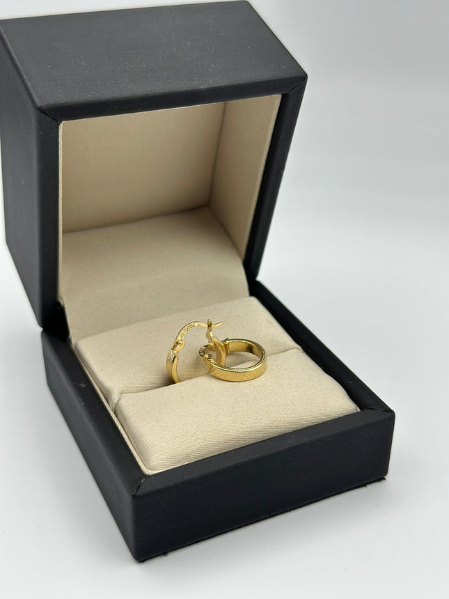 Candonga punteada Oro amarillo 18k 1,42 Gr / 1,6 Cm