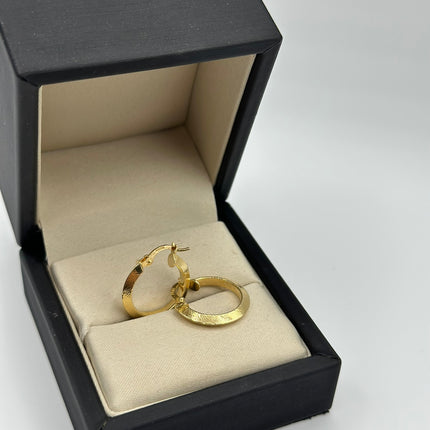 Candonga lisa grabado trenza Oro amarillo 18k 1,73 Gr / 2,0 Cm