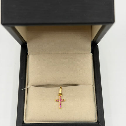 Dije cruz casting magenta Oro amarillo 18k +1 / 0,41 Gr / 9,5 mm / 1,1 Cm