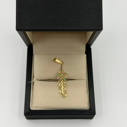Dije hoja casting circones blancos y verdes Oro amarillo 18k 1,19 Gr / 7,5 mm / 3,5 Cm