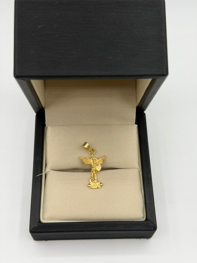 Dije Arcangel San Miguel silueta Oro amarillo 18k 0,97 Gr / 13,4 mm / 2,1 Cm