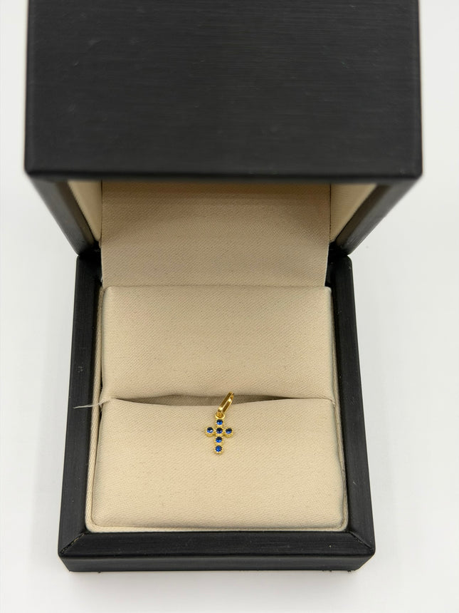 Dije cruz casting azul Oro amarillo 18k +1 / 0,32 Gr / 7,8 mm / 0,9 Cm