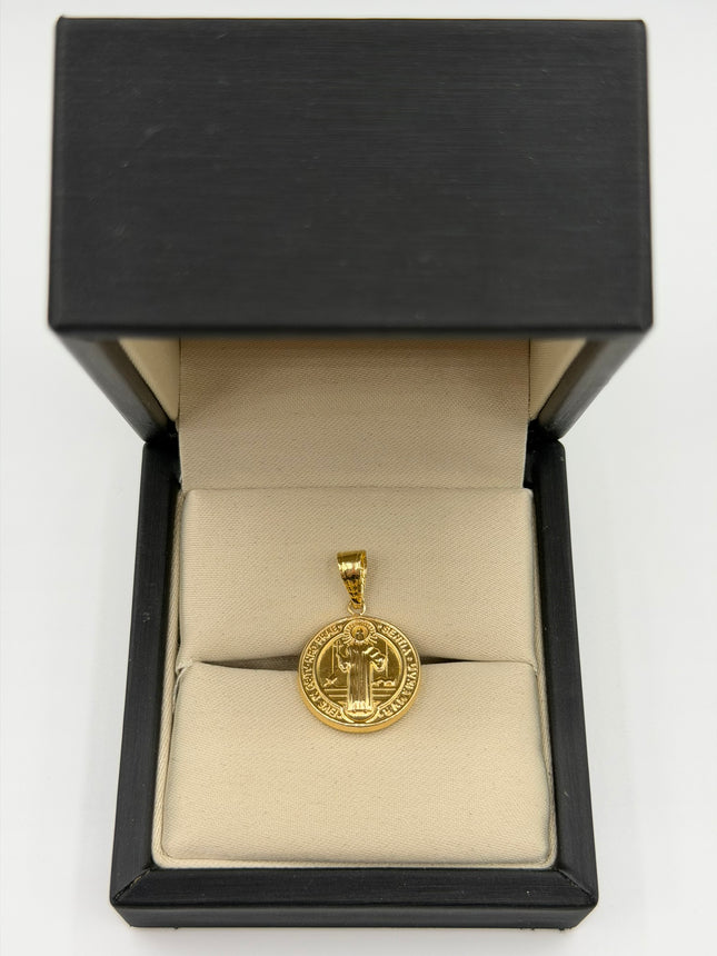 Dije san benito Oro amarillo 18k 1,07 Gr / 16,3 mm / 1,8 Cm