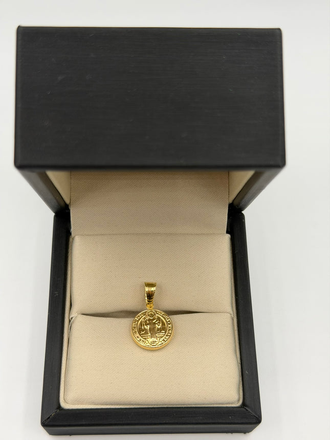 Dije San Benito Oro amarillo 18k 0,70 Gr / 10 mm / 1,3 Cm